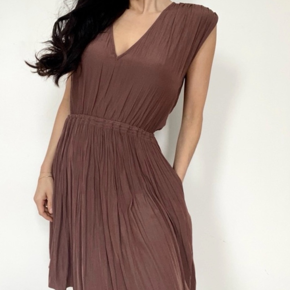 Wilfred Almeida V Neck Satin Mini Dress🤎